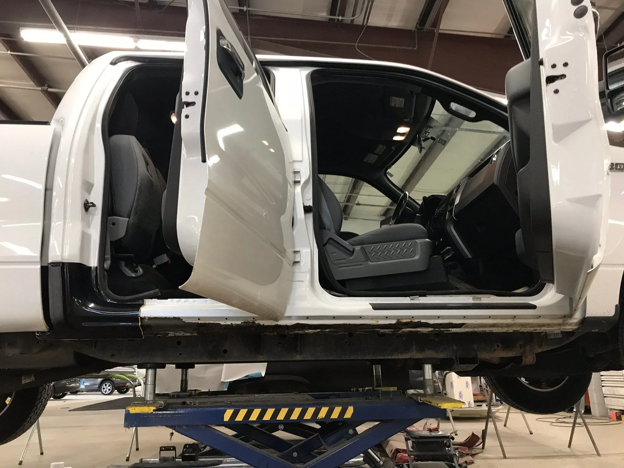 '09-'14 F-150 Crew Cab Corner Cover