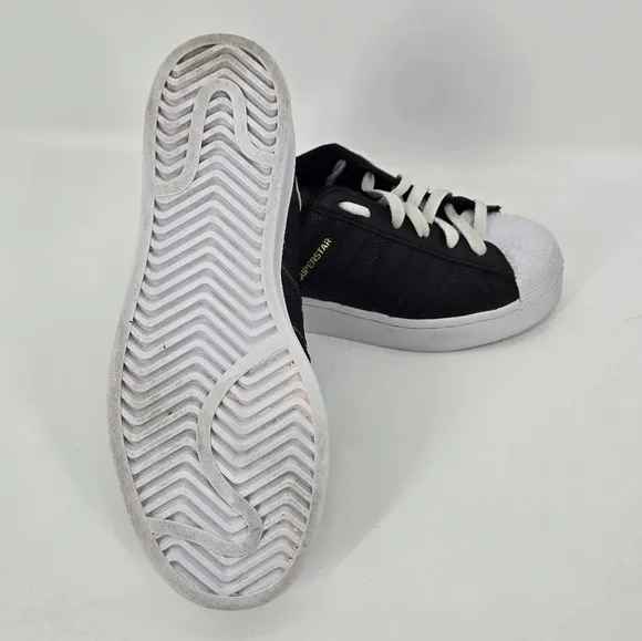 ADIDAS Superstar Black on Black Gold Logo Size 6
