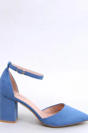 Block heel pumps