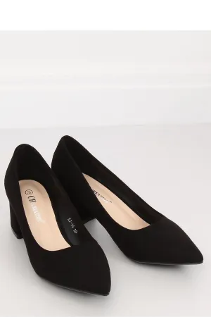 Block heel pumps