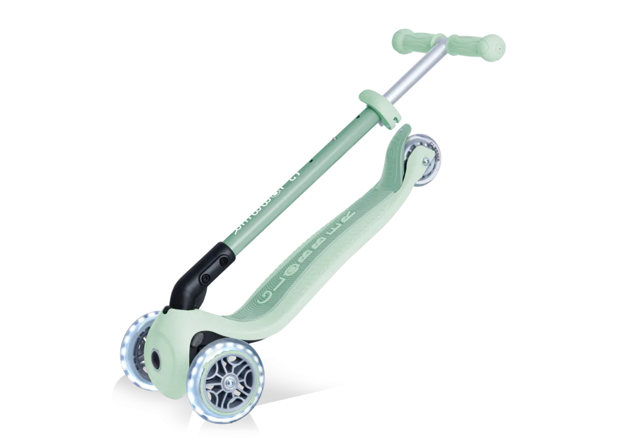 Globber | Ecologic Primo Foldable Scooter with Lights