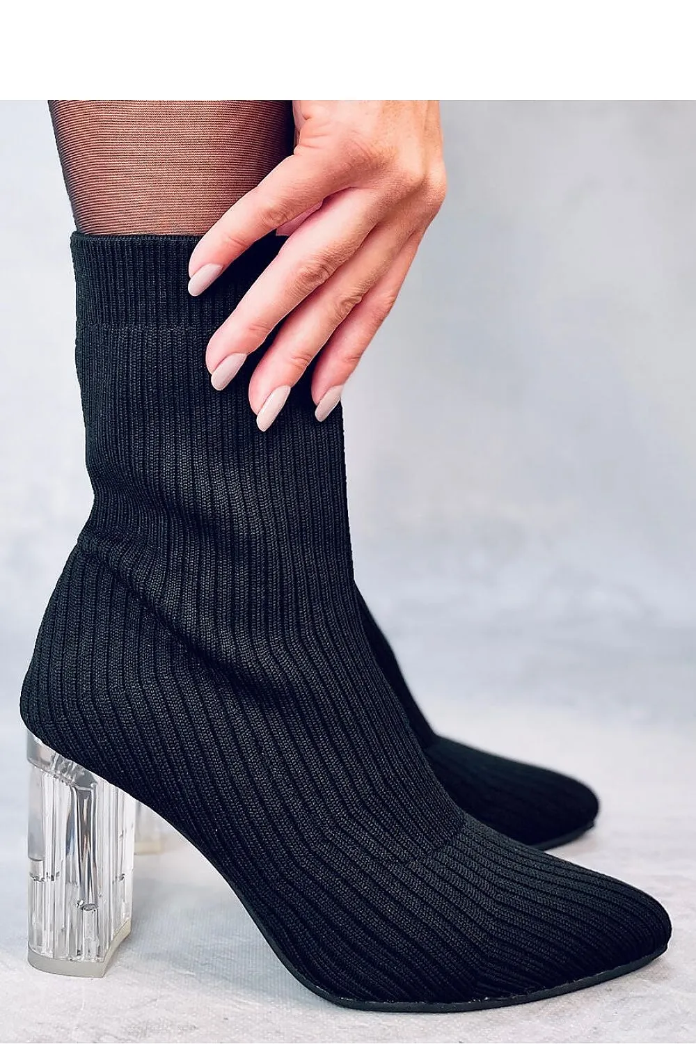 Heel boots