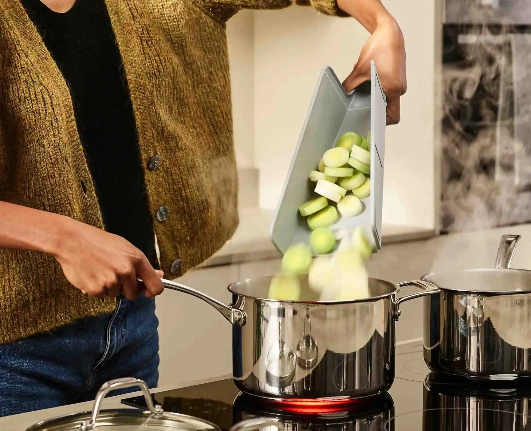 Joseph Joseph Chop2Pot™ Plus Folding Chopping Board - Regular