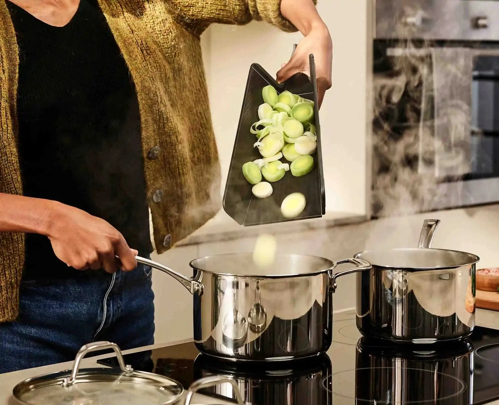 Joseph Joseph Chop2Pot™ Plus Folding Chopping Board - Regular