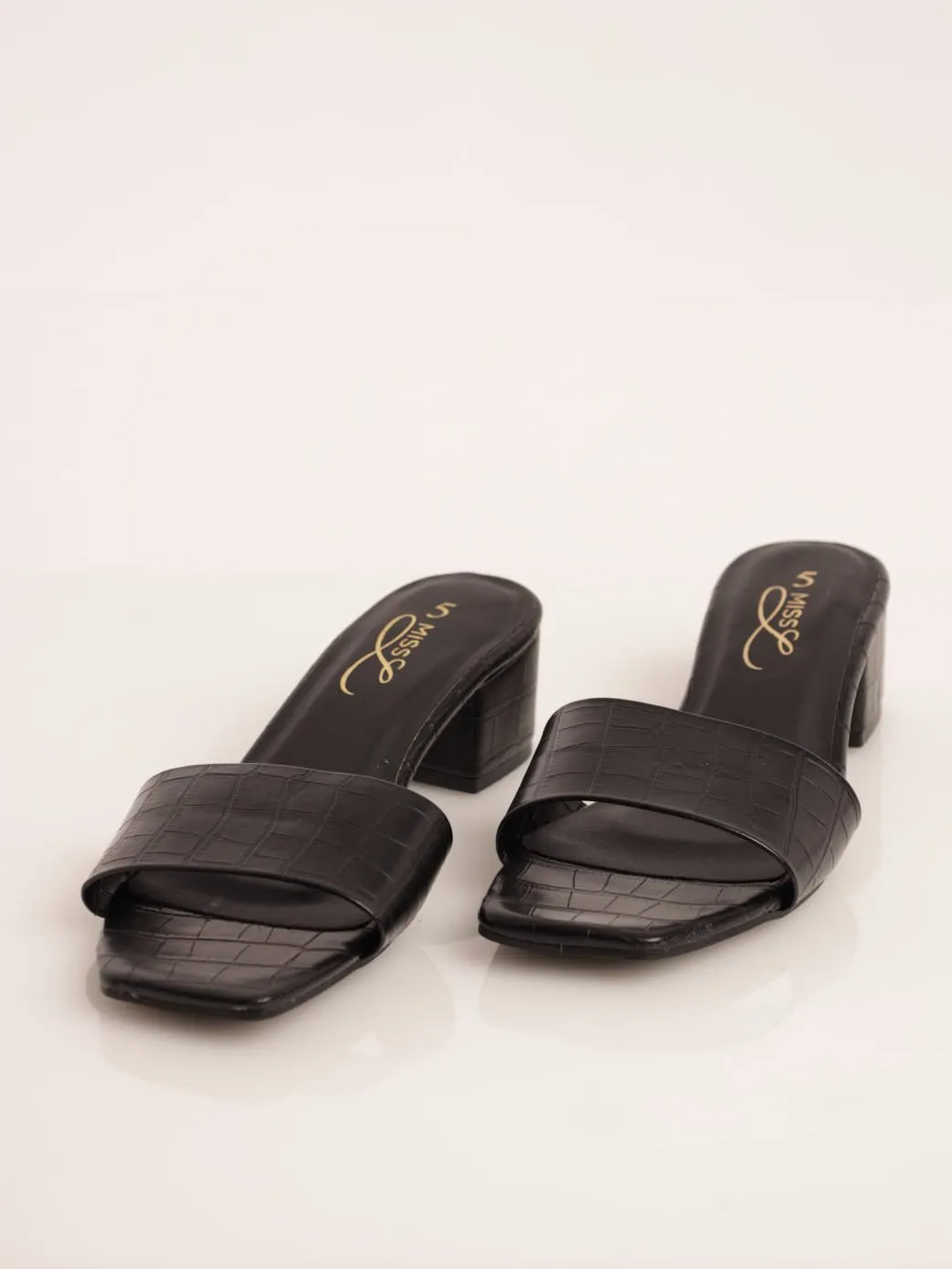 Ladies Microfiber Low-Block Mule Heel - Black