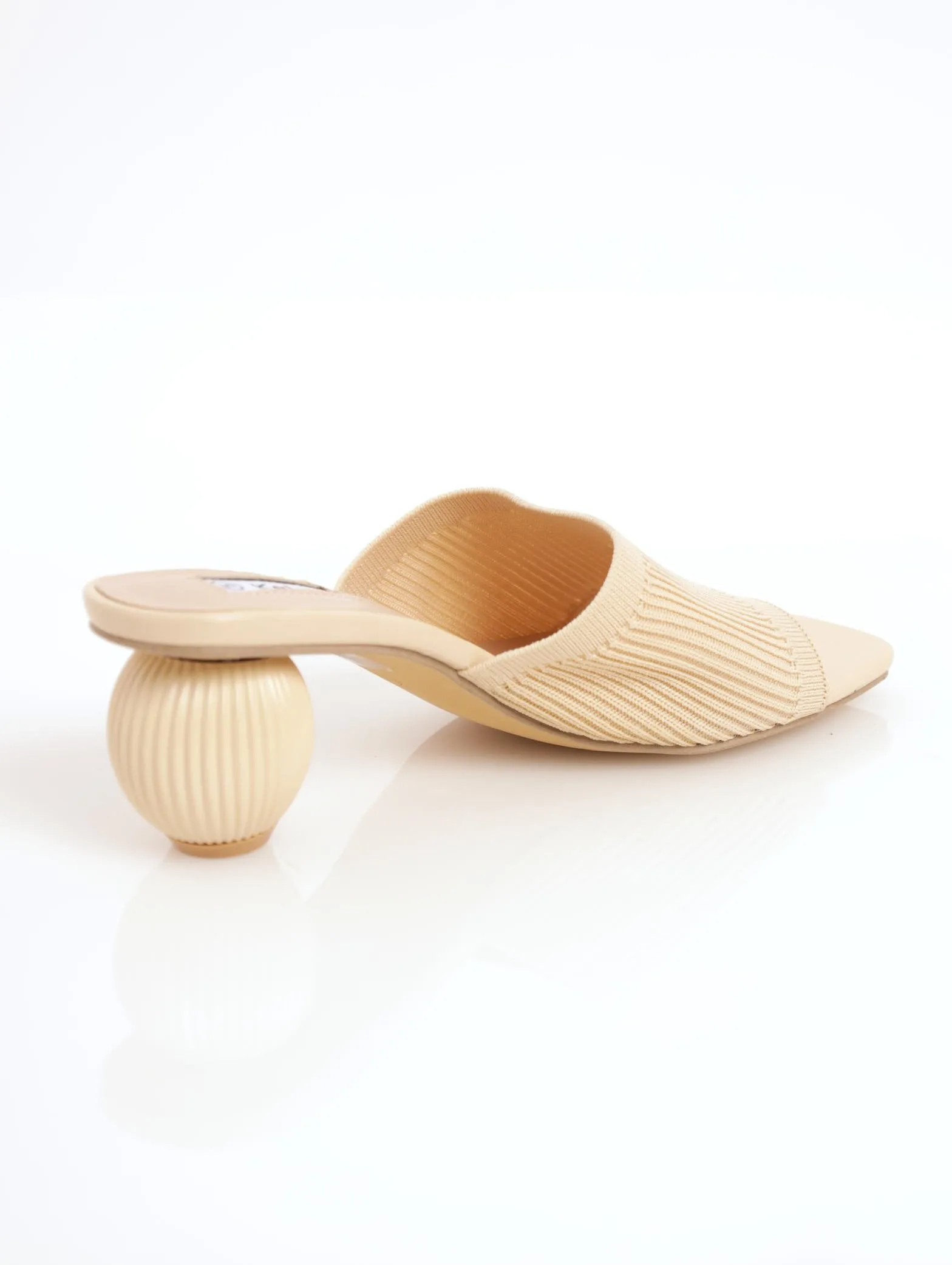 Ladies Mule Knitted On Round Low Heel - Oatmeal