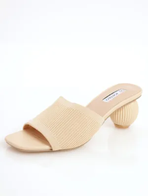 Ladies Mule Knitted On Round Low Heel - Oatmeal