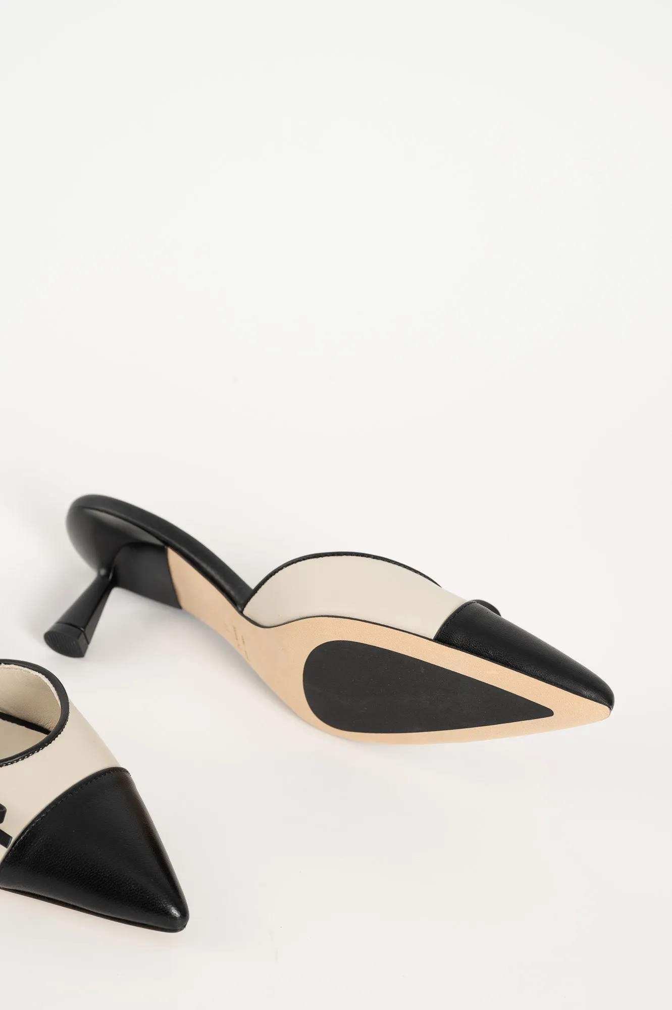 Mule Pump Prim | Black & Cream 6cm