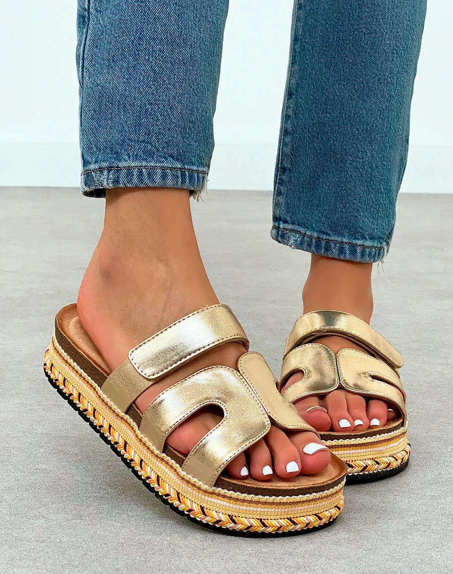 Mules Dorées à Bride avec Plateforme Aztèque – Esprit Bohème Chic