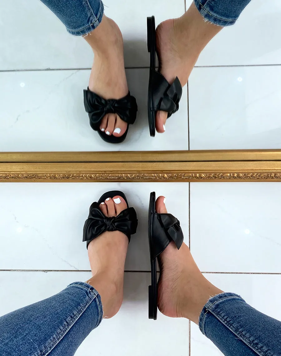 Mules noires à nœud