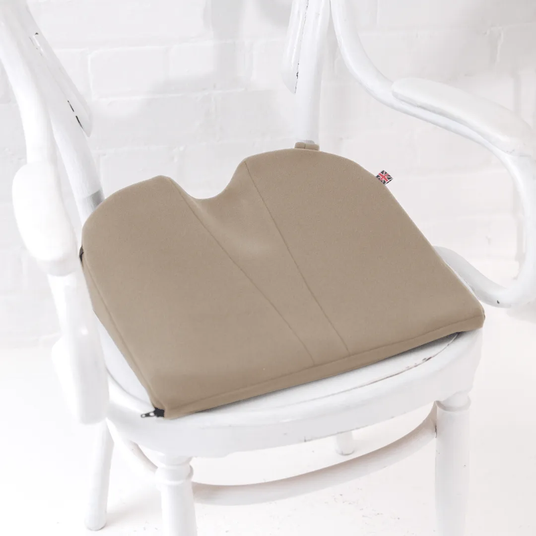 Putnams 8° Degree Wedge Coccyx Cushion (3") Sitting Wedge