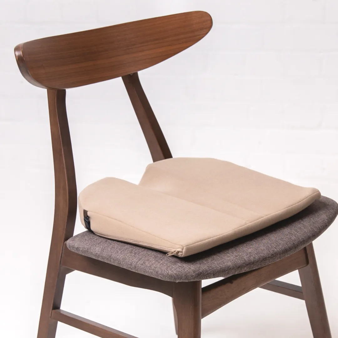 Putnams 8° Degree Wedge Coccyx Cushion (3") Sitting Wedge
