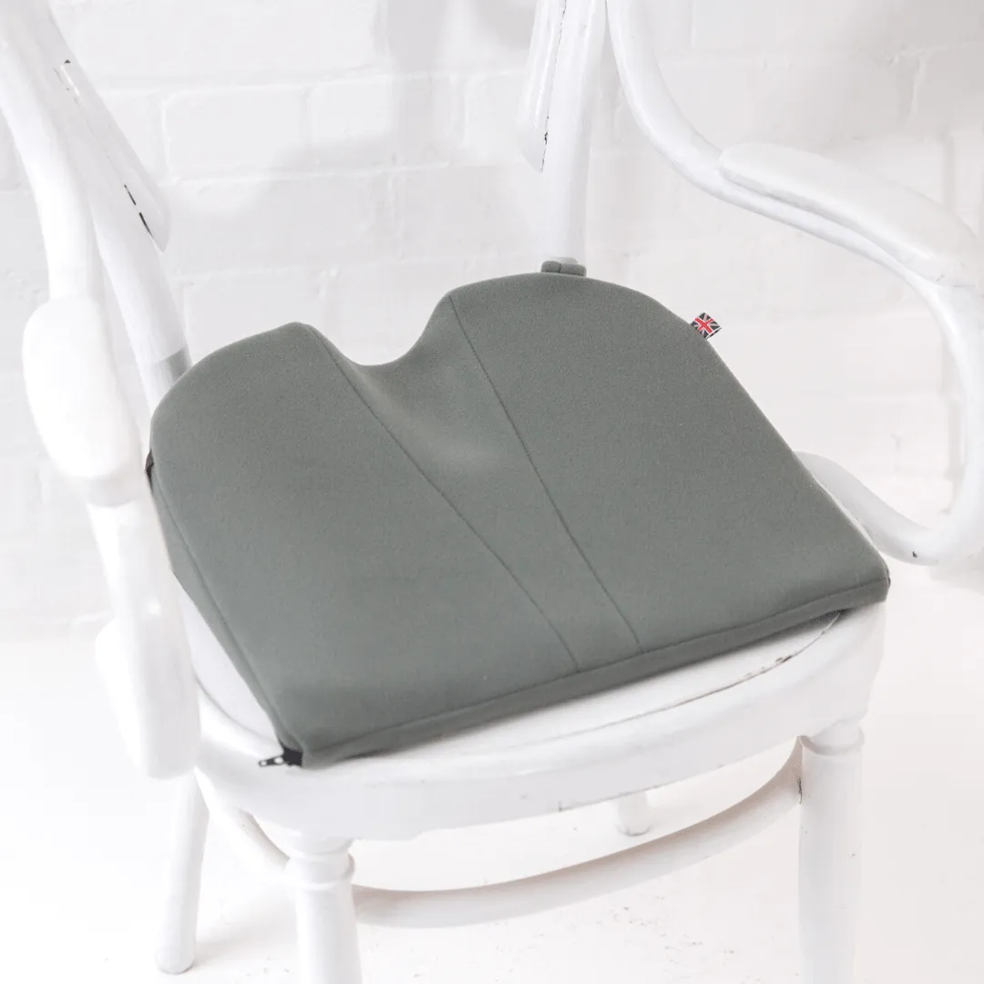 Putnams 8° Degree Wedge Coccyx Cushion (3") Sitting Wedge