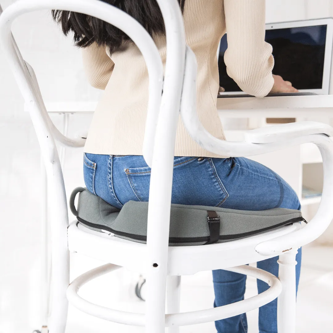 Putnams 8° Degree Wedge Coccyx Cushion (3") Sitting Wedge