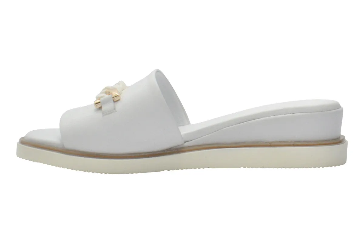 Rilassare Tiff White Womens