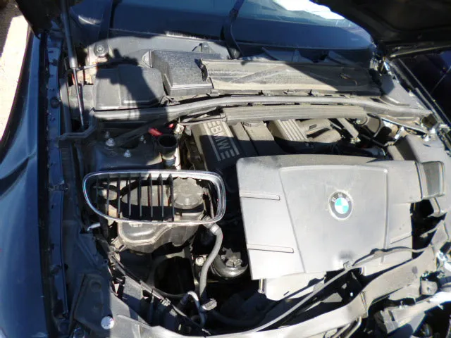 S2635 3' E90 LCI Sedan 320i N46N AUTO 2009/06