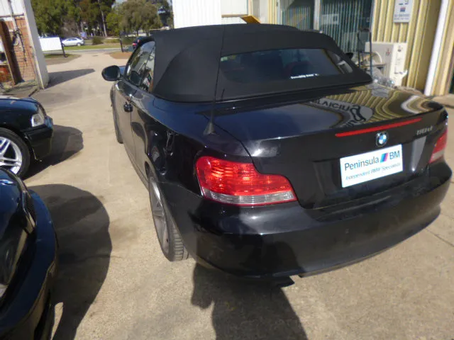 S2683 1' E88 Convertible 118d N47 AUTO 2010/04