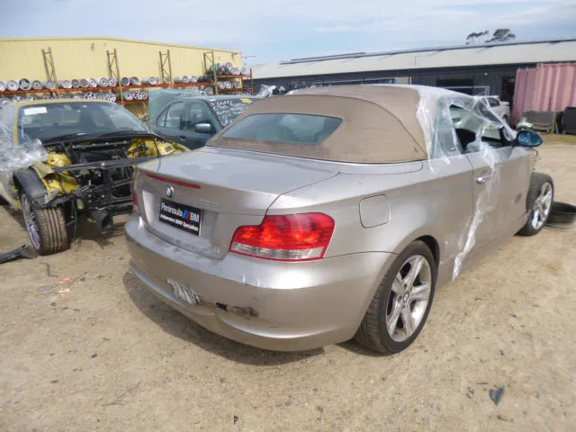 S2687 1' E88 Convertible 125i N52 AUTO 2007/12