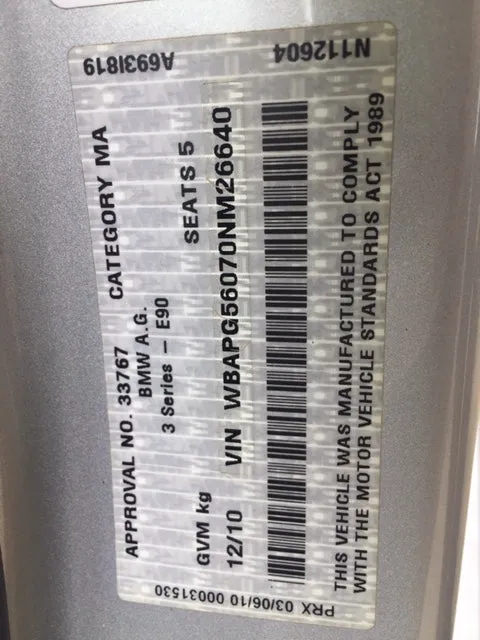 S2776 3' E90 LCI Sedan 320i N46N AUTO 2010/10