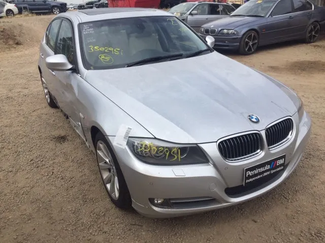 S2776 3' E90 LCI Sedan 320i N46N AUTO 2010/10