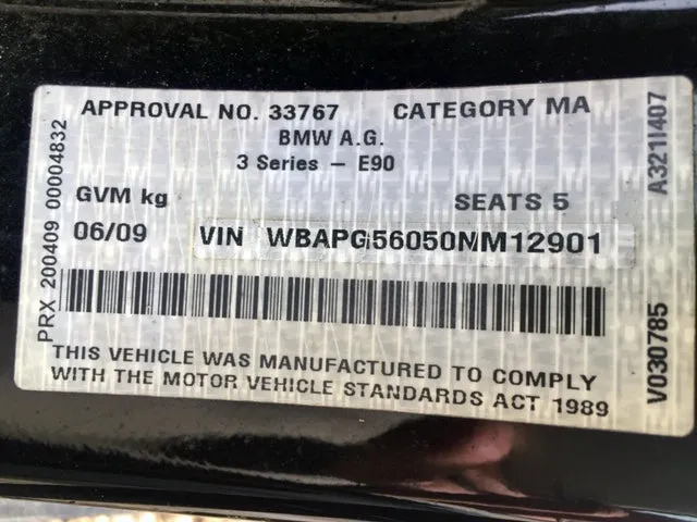 S2807 3' E90 LCI Sedan 320i N46N AUTO 2009/03