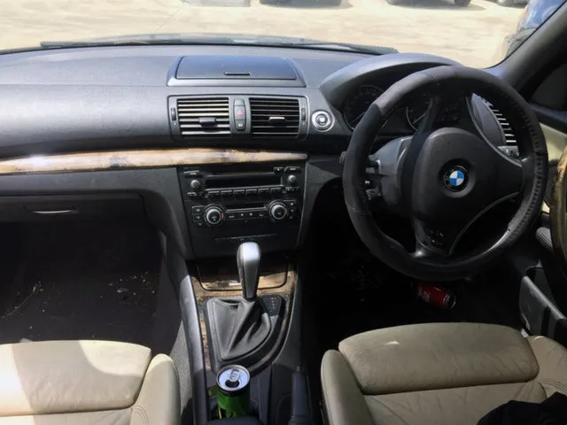 S2892 1' E88 Convertible 120i N46N AUTO 2010/01