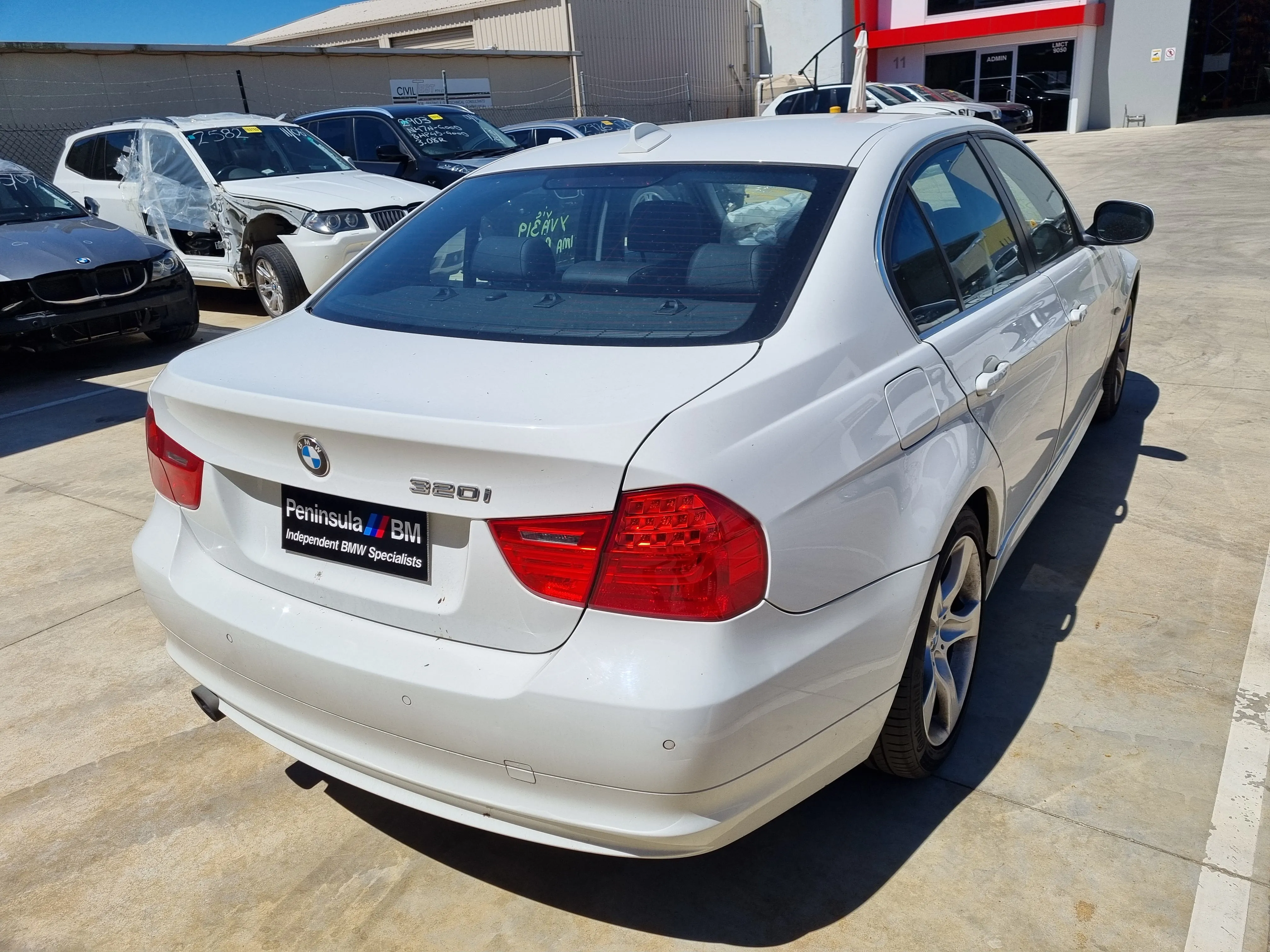 S2945 3' E90 LCI Sedan 320i N46N AUTO 2011/10