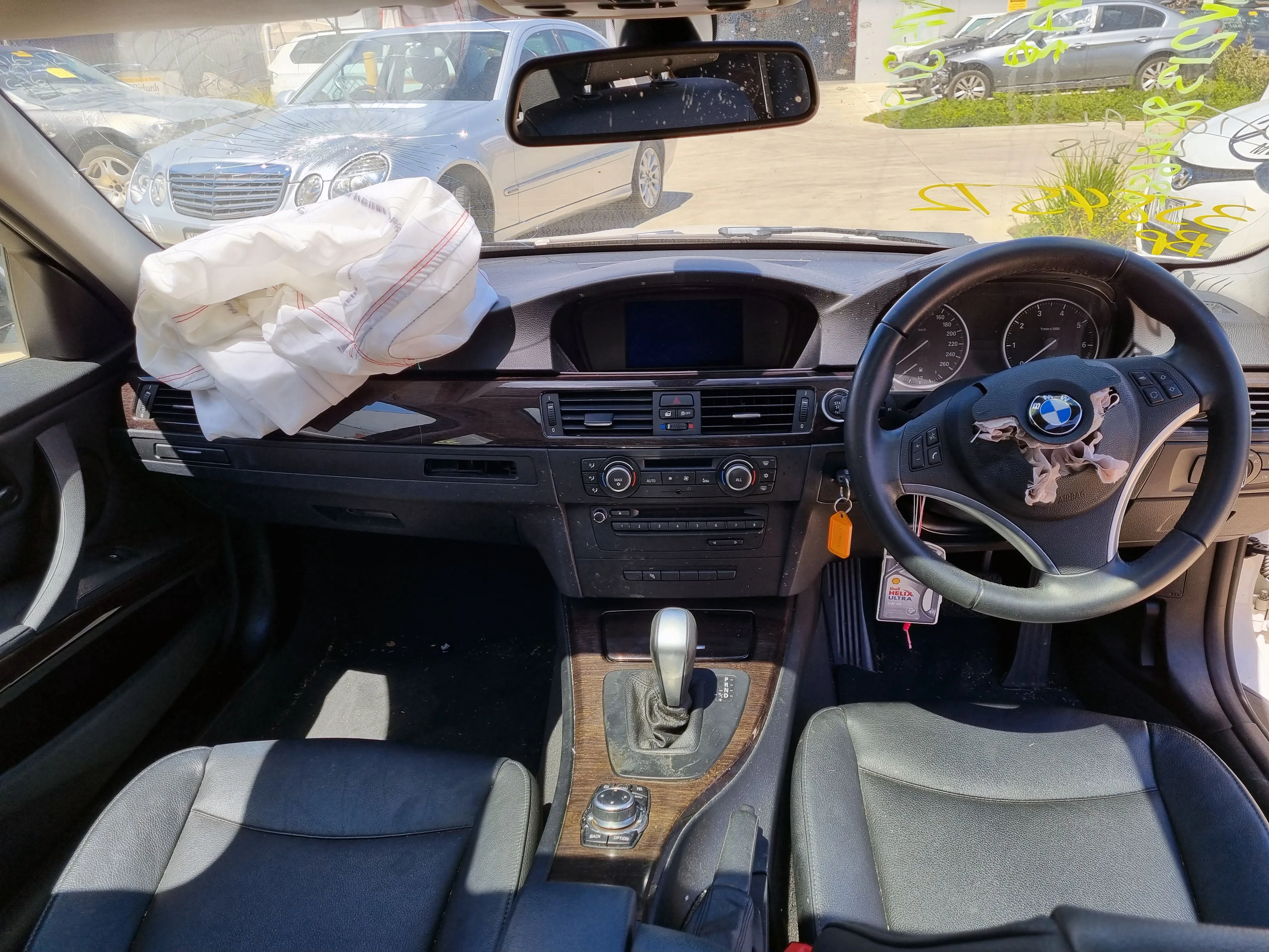 S2945 3' E90 LCI Sedan 320i N46N AUTO 2011/10