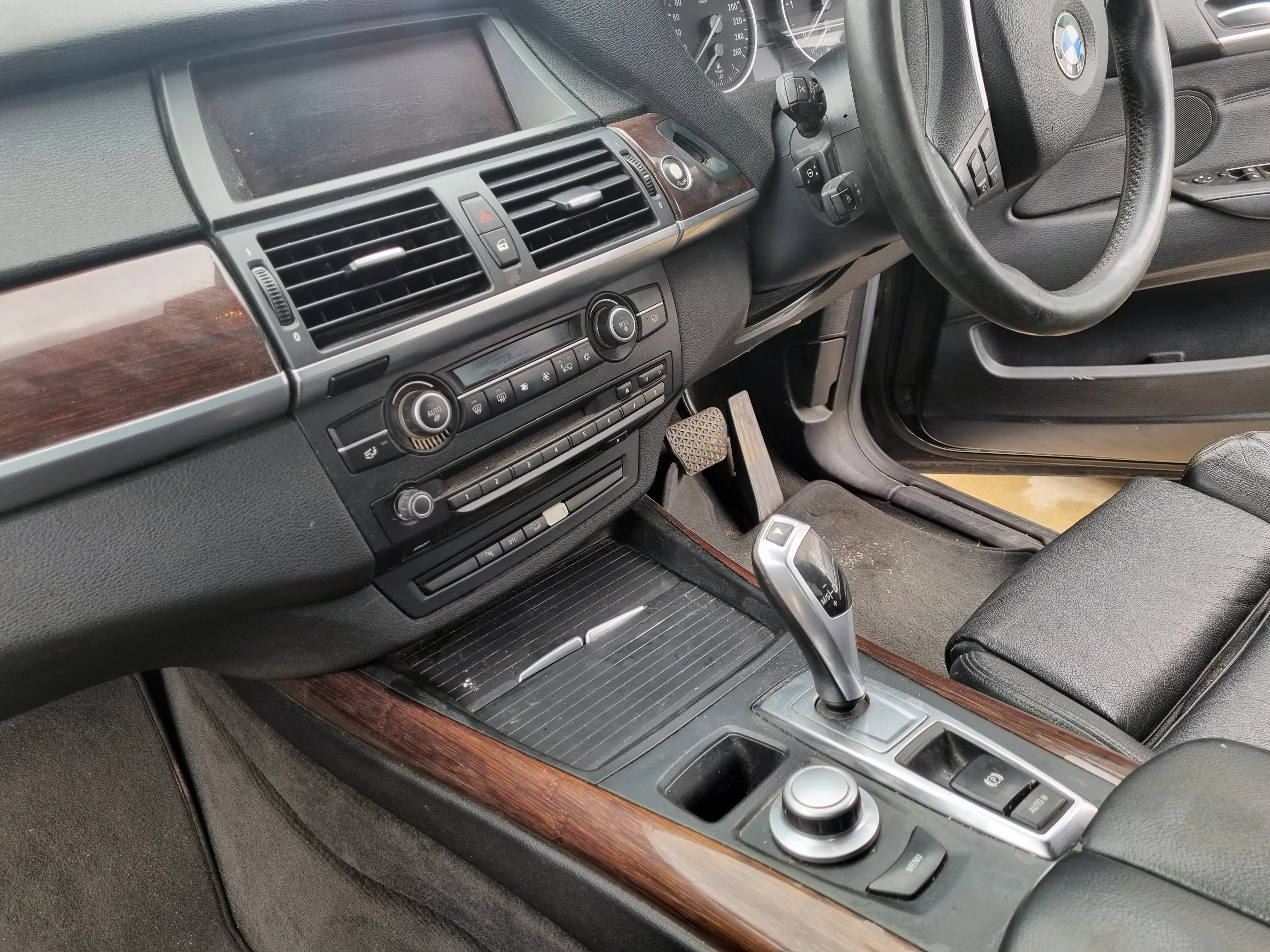 S2953 X5 E70 SUV 3.0sd M57T2 AUTO 2009/09