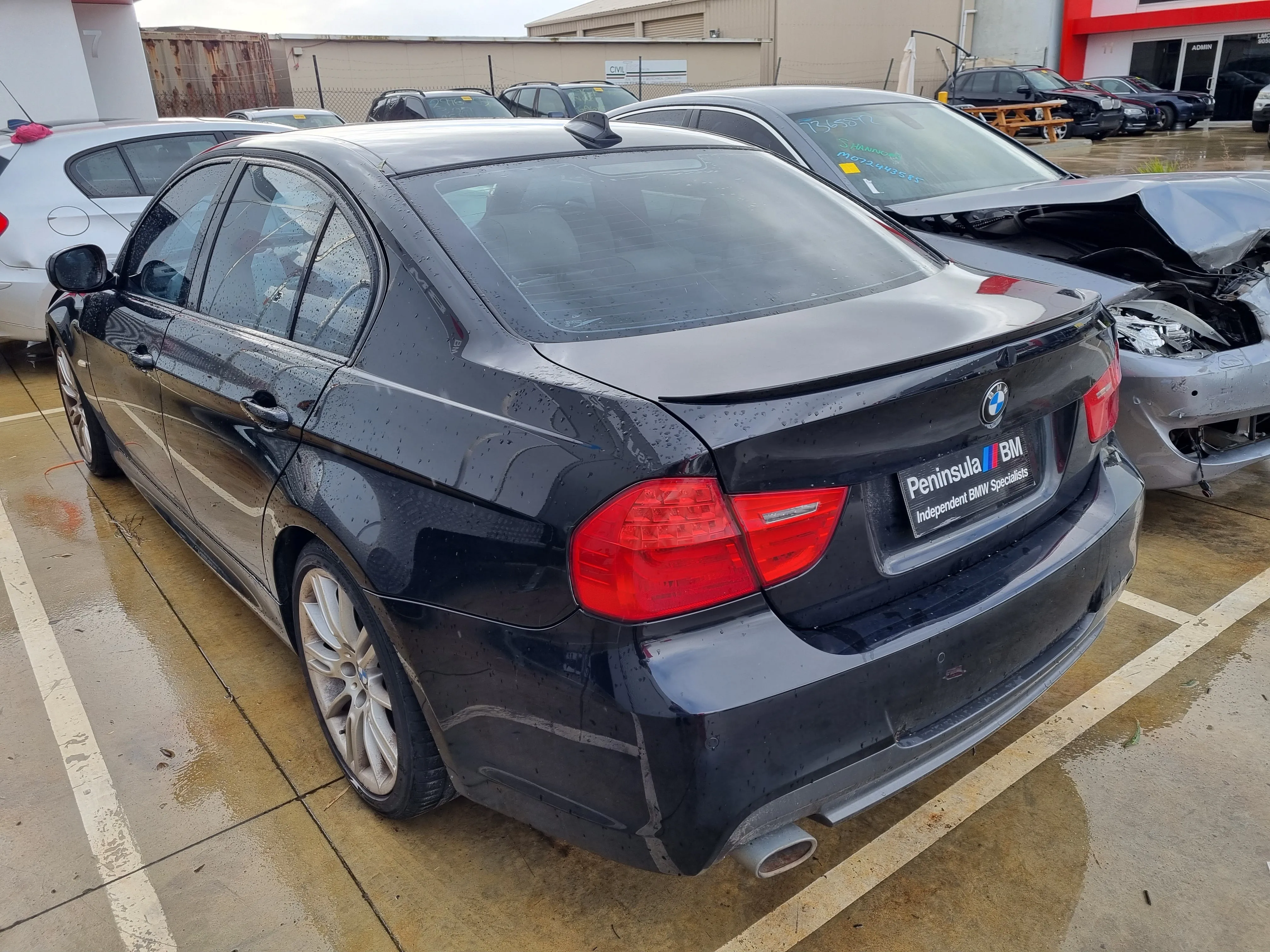 S2971 3' E90 LCI Sedan 320d N47 AUTO 2009/12