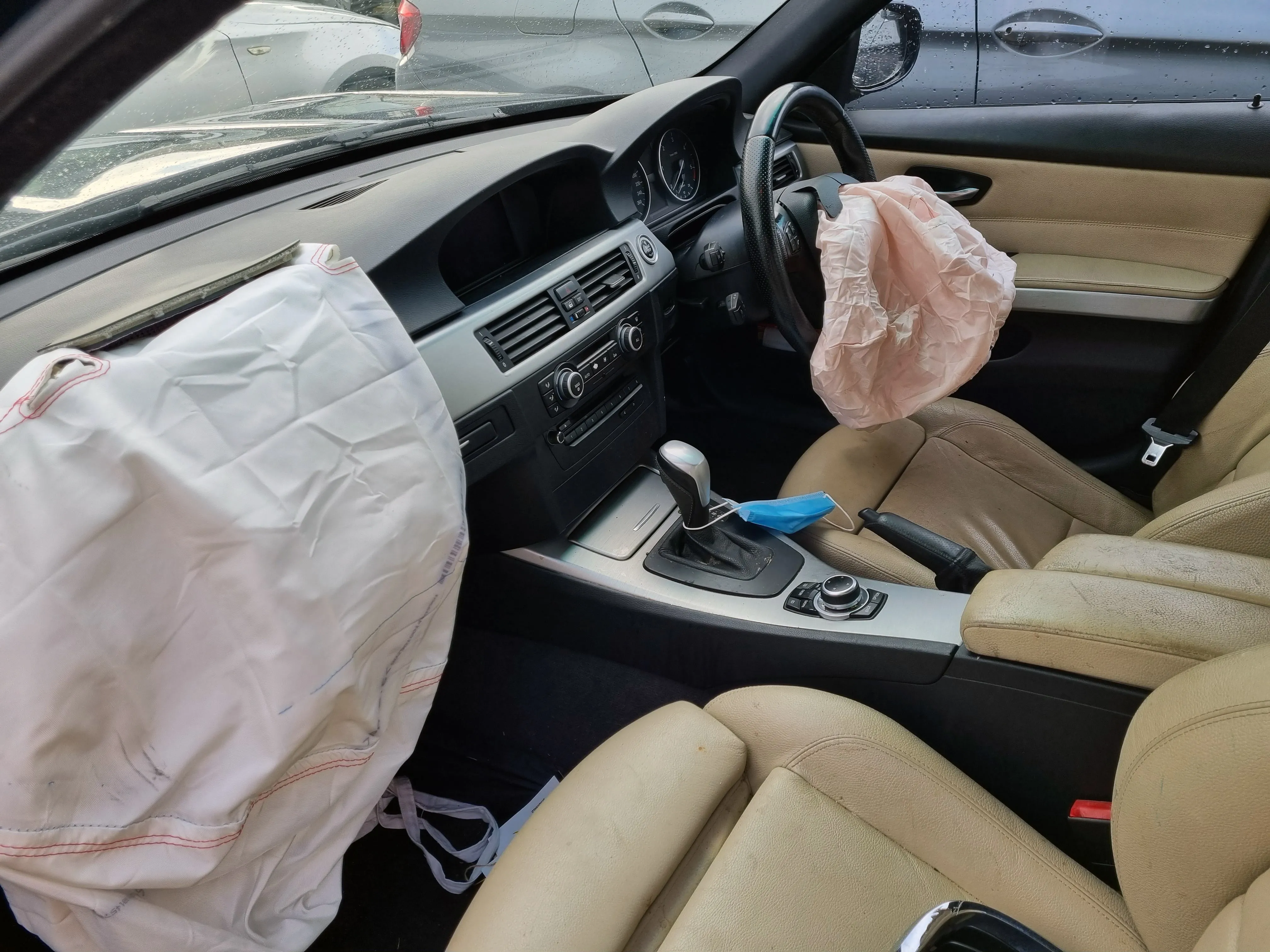 S2971 3' E90 LCI Sedan 320d N47 AUTO 2009/12
