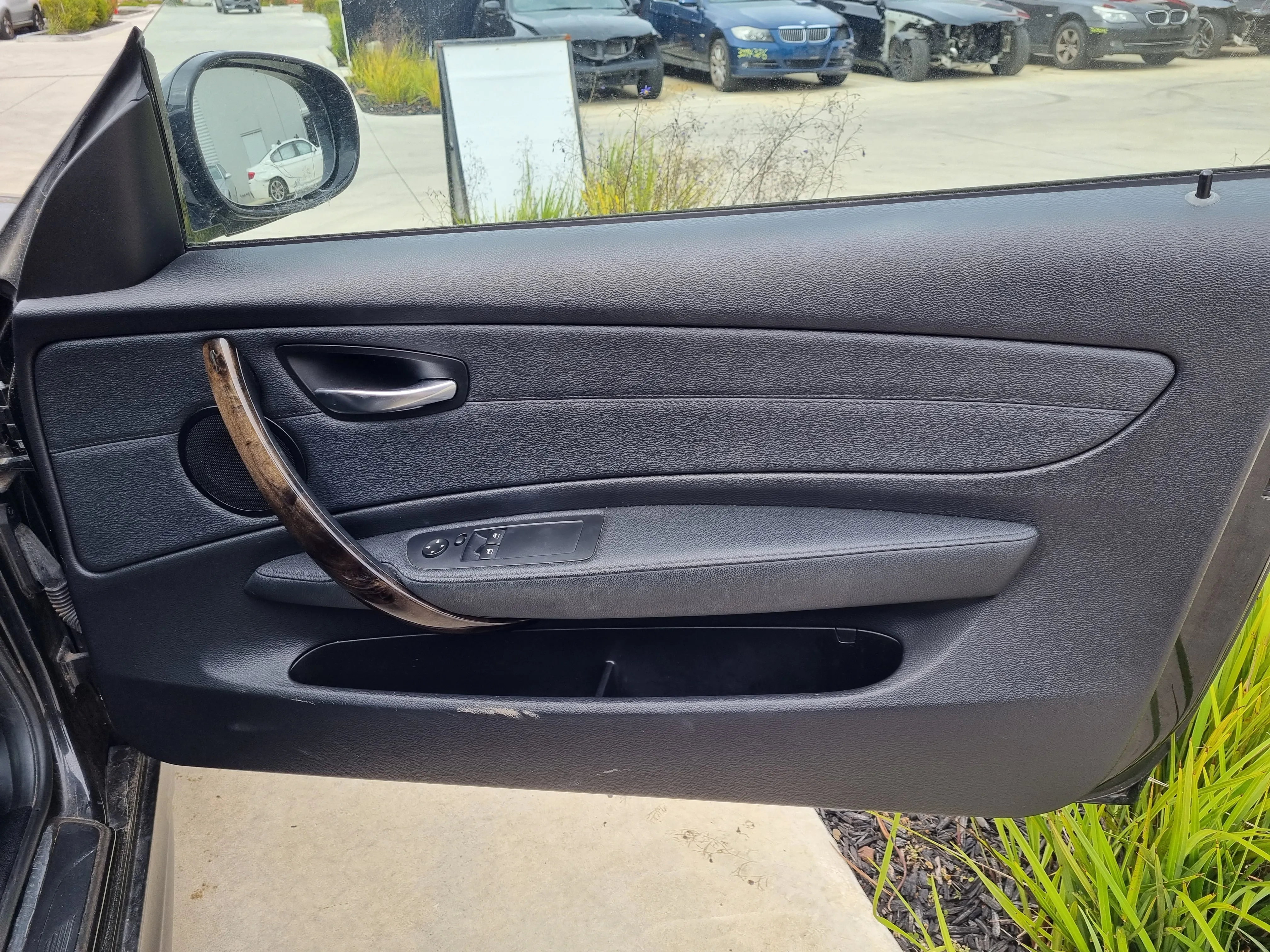 S3009 1' E82 Coupe 125i N52 AUTO 2010/06