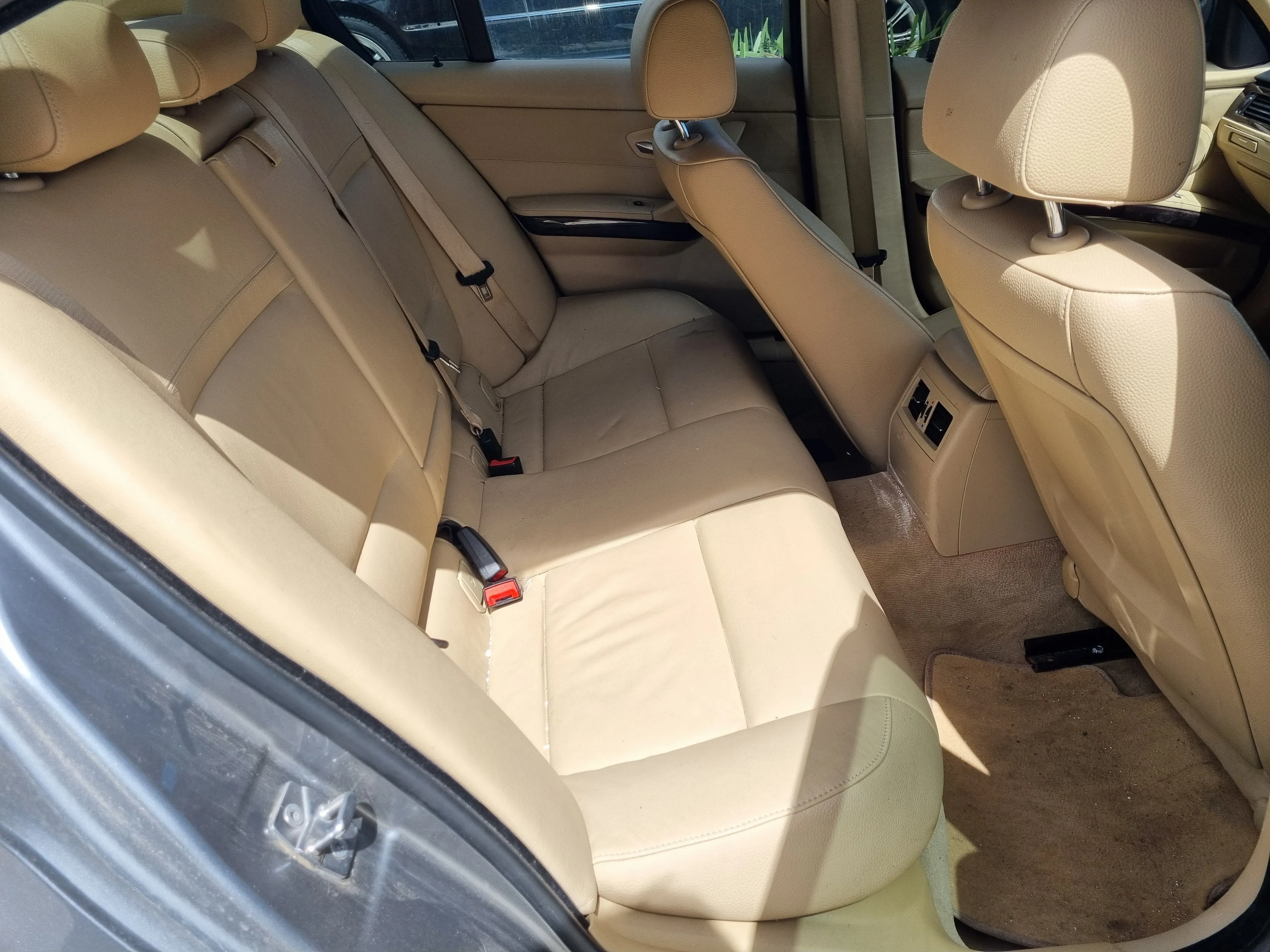 S3011 3' E90 LCI Sedan 320i N46N AUTO 2009/10