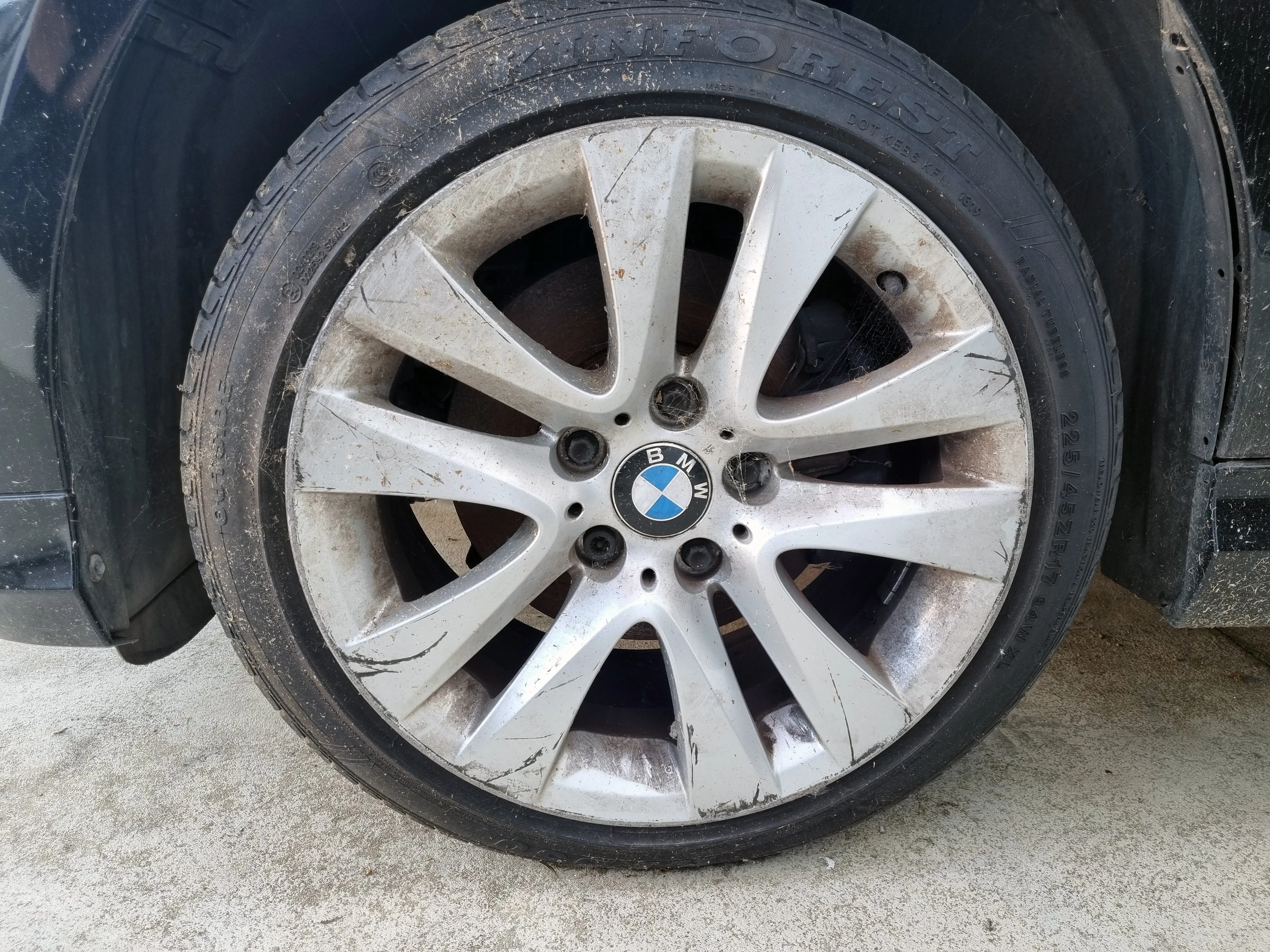 S3025 3' E90 LCI Sedan 323i N52N AUTO 2010/03