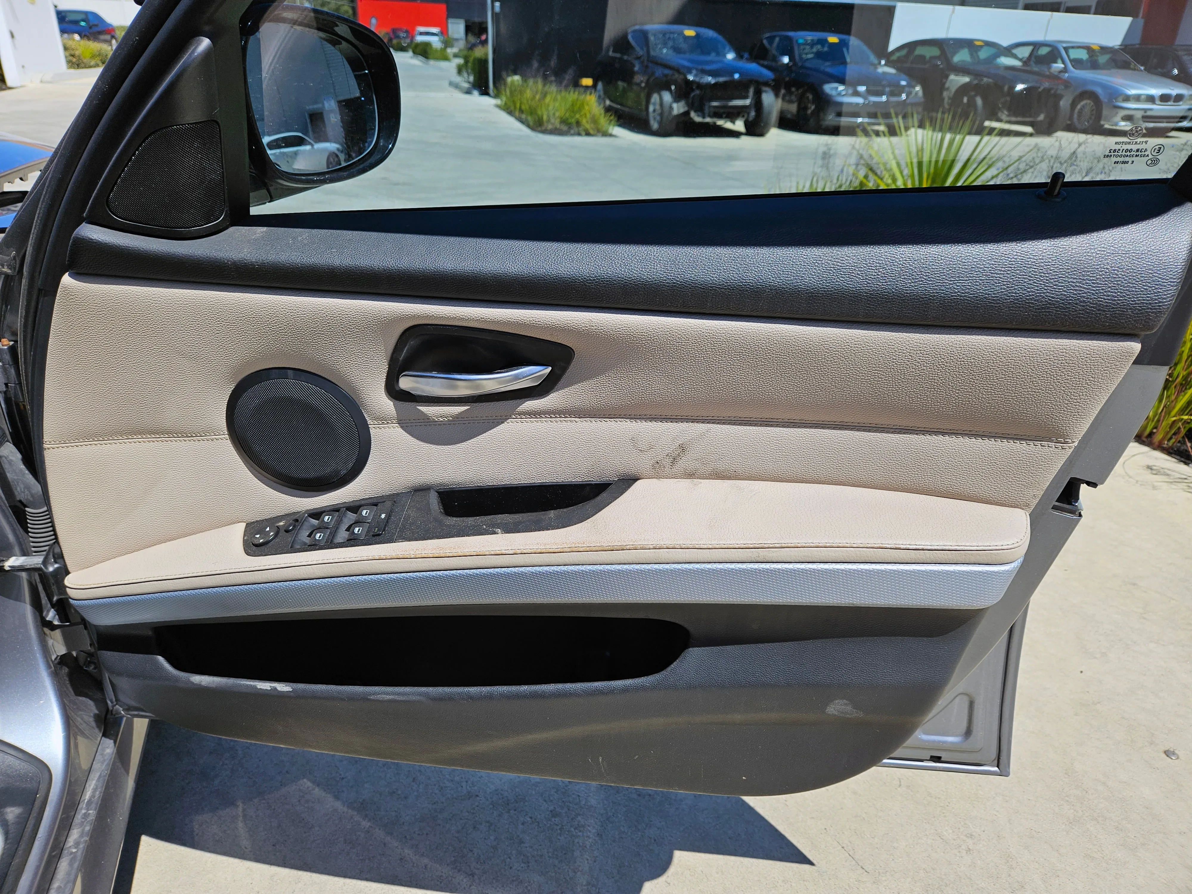 S3074 3' E90 LCI Sedan 335i N54 AUTO 2008/12