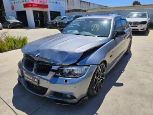 S3074 3' E90 LCI Sedan 335i N54 AUTO 2008/12