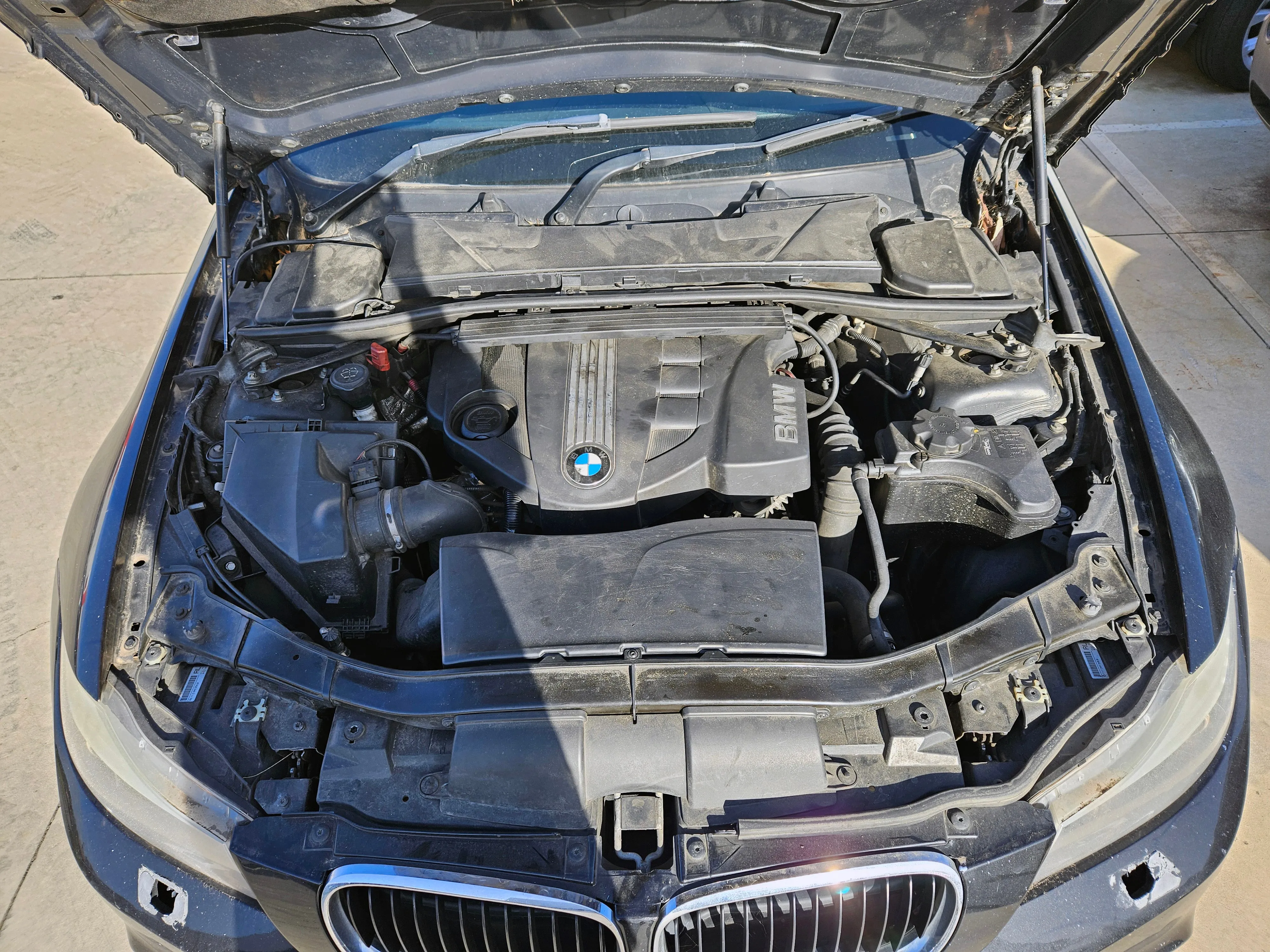 S3096 3' E90 LCI Sedan 320d N47N AUTO 2010/02