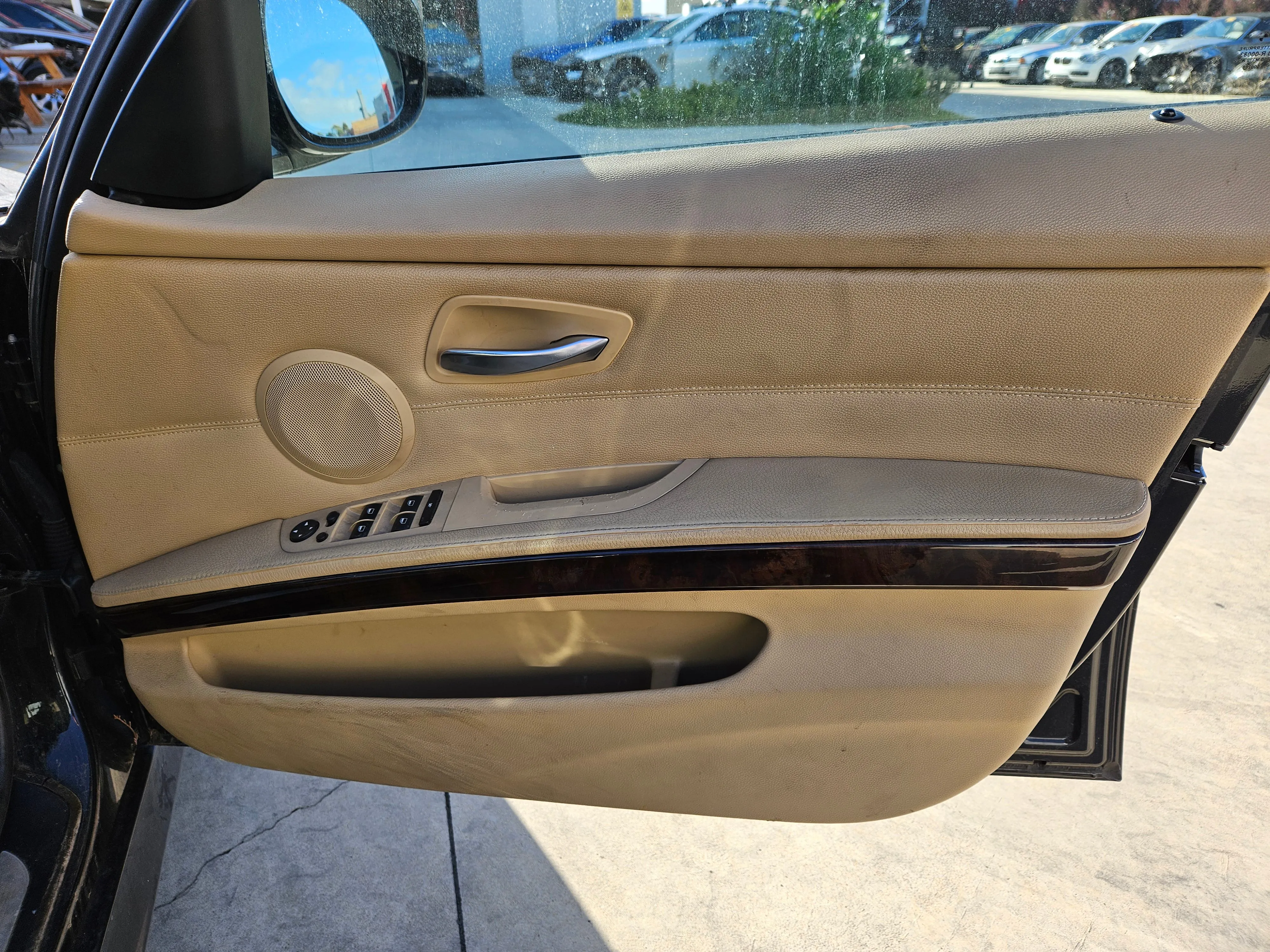 S3096 3' E90 LCI Sedan 320d N47N AUTO 2010/02
