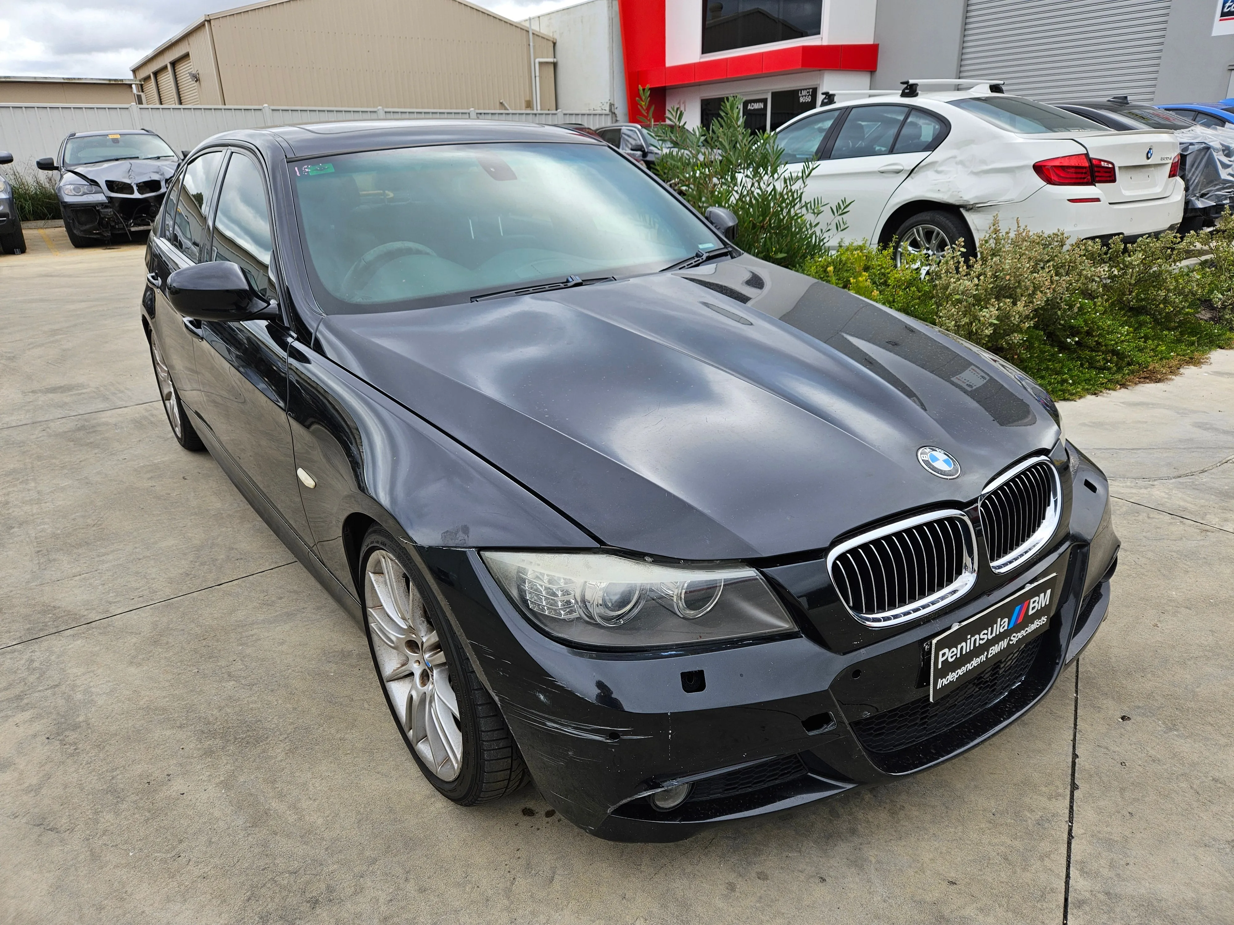 S3104 3' E90 LCI Sedan 323i N52N AUTO 2009/03