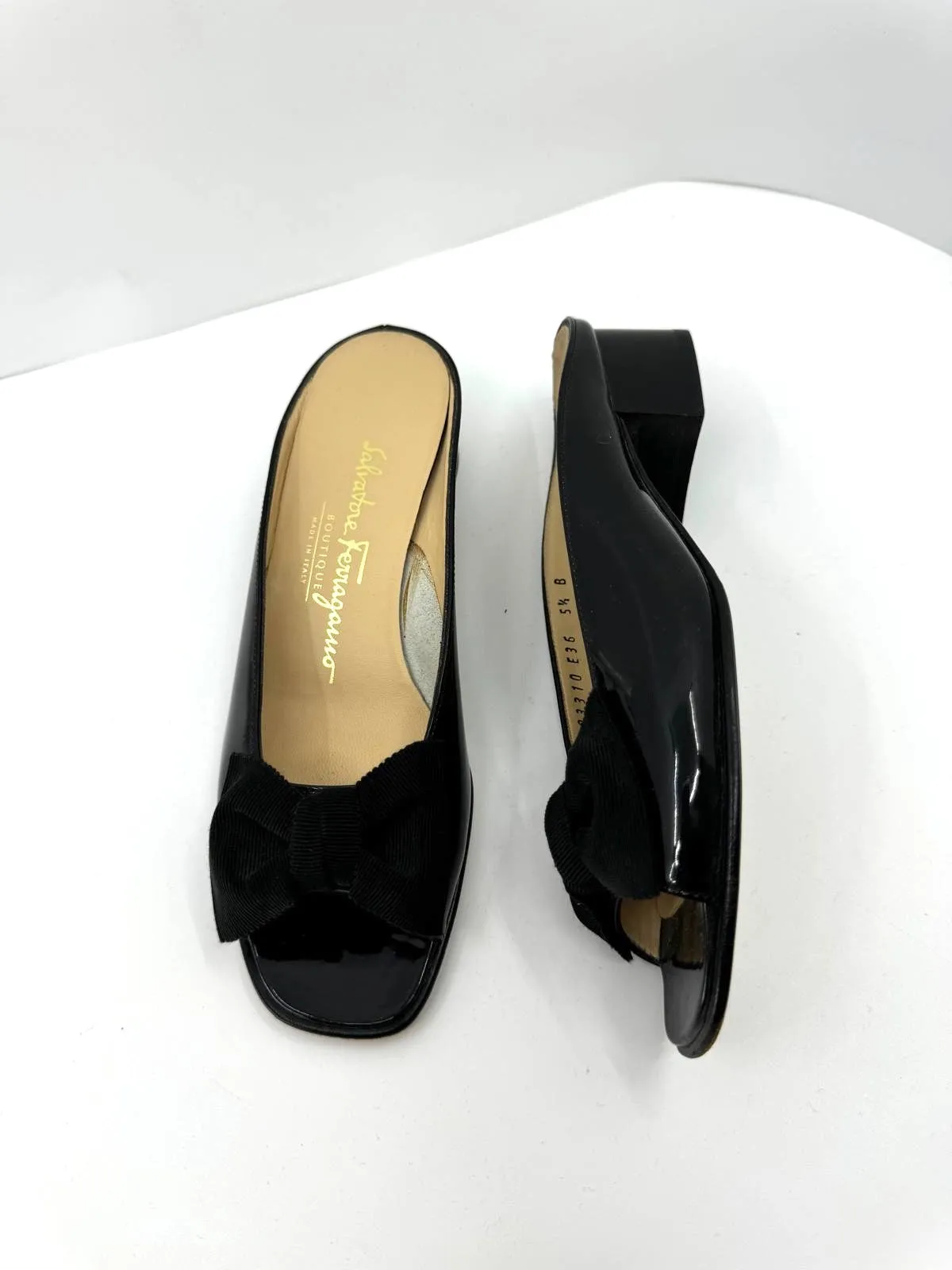 SALVATORE FERRAGAMO PATENT LEATHER BOW MULES