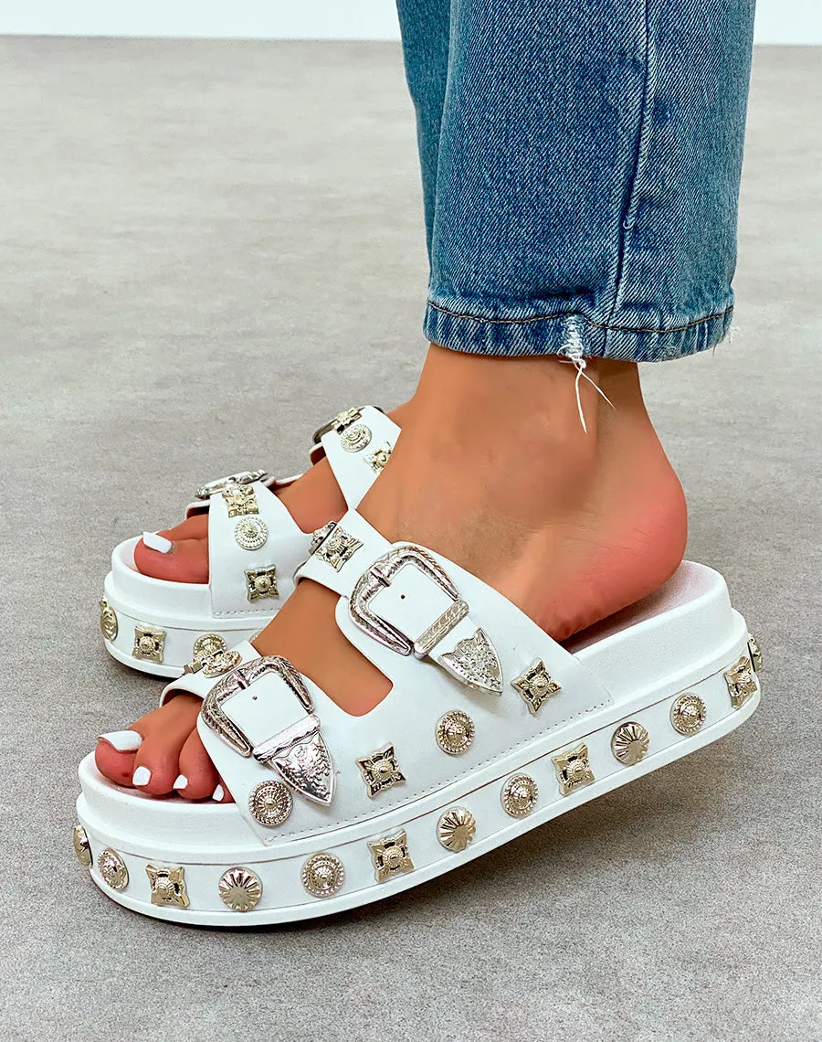 Sandales Plateforme Blanches Femme Cloutées Chic et Tendance