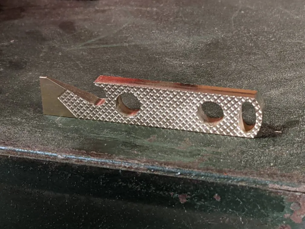 Small Brass Knurl Pattern Keychain Pry Bar